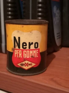 LATTA LATTINA CONFEZIONE NERO PER GOMME NUOVO EPOCA MARCA AREXONS - Foto 1 di 3