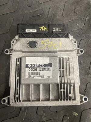 HYUNDAI i20 09-14 1.4 PETROL  ENGINE CONTROL UNIT ECU PART NUMBER: 39115-2B282 - Image 1 of 4