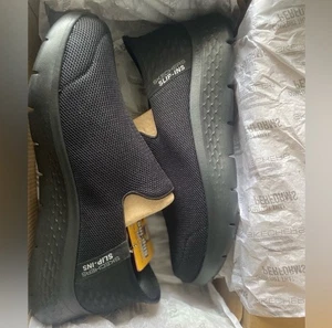 Skechers Herren Slipper Schwarz Wide Fit  - Bild 1 von 4