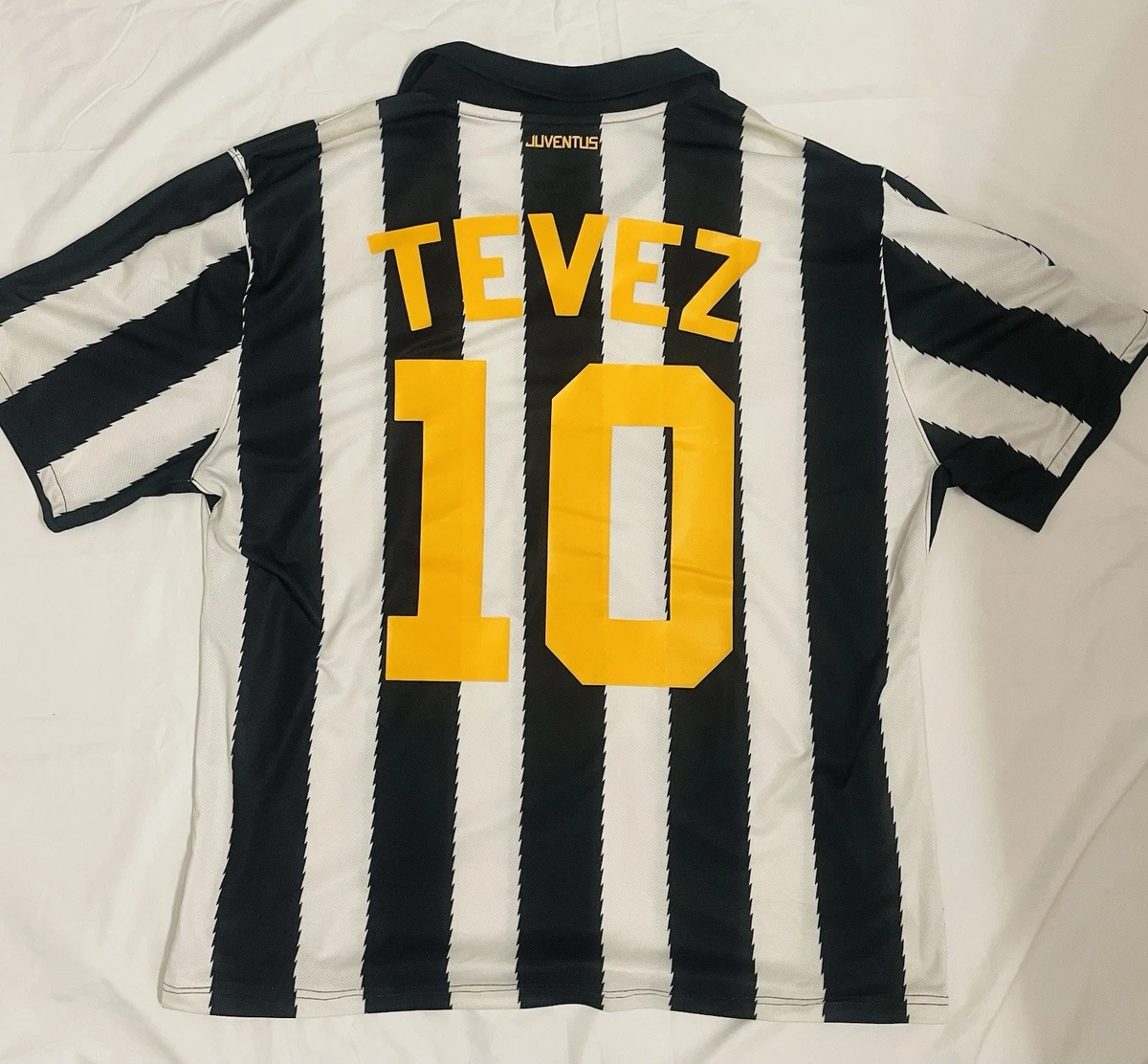Juventus 2XL Size International Club Soccer Fan Apparel and