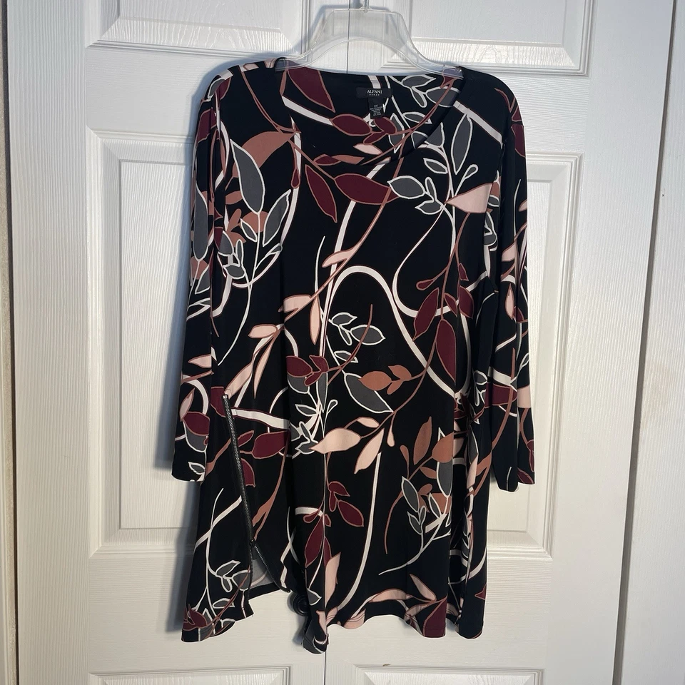 Camisa Alfani Mujer Mujer 2X Negra Roja Beige Floral Pullover Túnica Detalle Cremallera Foto 1 de 4