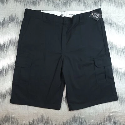 NWT Dickie's Men's Wrinkle Resist Relaxed Cargo Short 13" Inseam Black Size 44  - Image 1 of 4