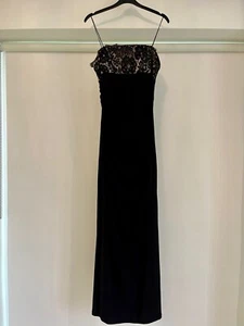 Black Ladies evening gown Size 10 purchased from John Lewis- EXCELLENT CONDITION - Picture 1 of 5