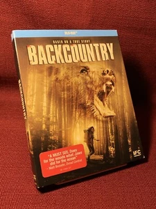 BACKCOUNTRY Blu-Ray W/ Slipcover Scream Factory IFC Films - Foto 1 di 9
