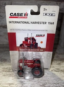 Scala 1/64 Internazionale 1568 V-8 Stazione Aperta Die-Cast Ertl - Foto 1 di 5