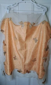 Peach Heavy Embroidered Butterfly Table Cloth Cottage Core Farmhouse Prairie - Picture 1 of 7