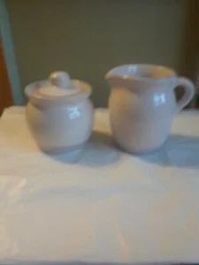 PFALTZGRAFF AURA 4.25" 12 OZ CREAMER AND 3-3/8" SUGAR BOWL WITH LID SET - Picture 1 of 10