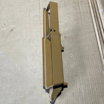 Manija de la puerta delantera izquierda marrón Volvo 940 Sedán Wagon Foto 1 de 4