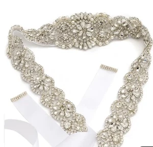 Cinturón de cintura de boda artesanal con estrás nupcial cinta blanca cristales brillantes - Imagen 1 de 5