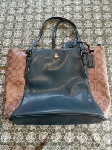 Borsa Coach Peyton rivestita in tela saffiano RACING VERDE $378