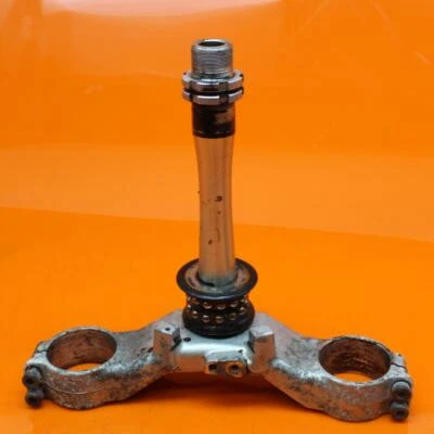 Yamaha YZF R1 2002 2003 OEM HORQUILLA DELANTERA RECTA ABRAZADERA INFERIOR TRIPLE ÁRBOL VÁSTAGO Foto 1 de 4