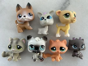 Hasbro LPS Littlest Pet Shop Lot Kitten Cat 2007 - Picture 1 of 2