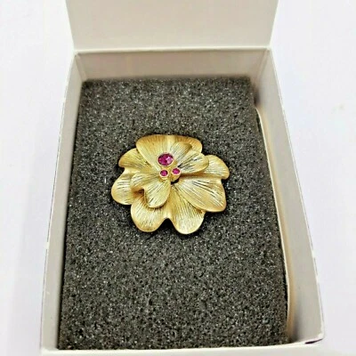 Lia Sophia Ring Retired Azalea Flower Gold Tone Fuchsia Pink Rhinestones 5 Or 6 - Image 1 of 4