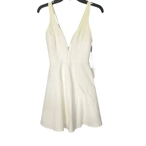 NWT Lulu’s Dress Women’s Size S White Deep V Neckline Midi - Picture 1 of 5
