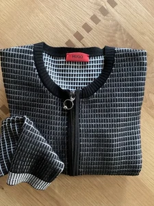 Luxus pur: HUGO Hugo Boss Cardigan, 70% Viskose-30% Seide, edel! Slimfit - Bild 1 von 4