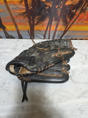 mizuno glove 13 GMVP1300 MVP Softball Used - Image 1 of 4