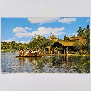 Tom Sawyer Island Raft Postcard Disney World Magic Kingdom Fort Extinct Reduced - Picture 1 of 2