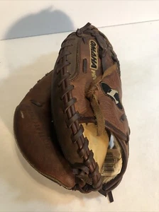 Louisville Slugger TPX Omaha Pro Series Catcher's Mitt OPXCM- LHT VGUC - Picture 1 of 7