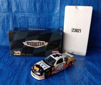 BLUES BROTHERS - 1998 Hot Wheels Legends 1:24 - KYLE PETTY #44 Pontiac - NEW  - Image 1 of 4