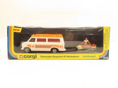 Corgi 405 Chevrolet-Superior 61 Ambulance LN - Image 1 of 4