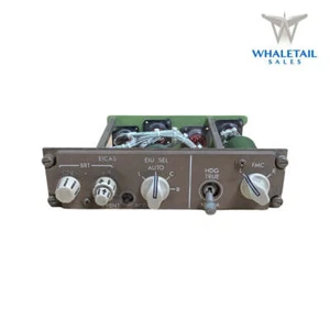 747-400 EICAS Panel - Picture 1 of 2