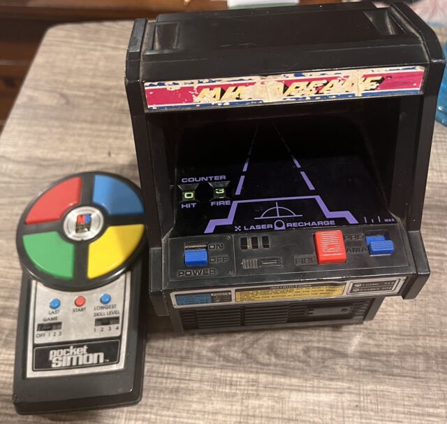 Mach GOGOGO Pocket racing / Game watch / TOMY 90's game