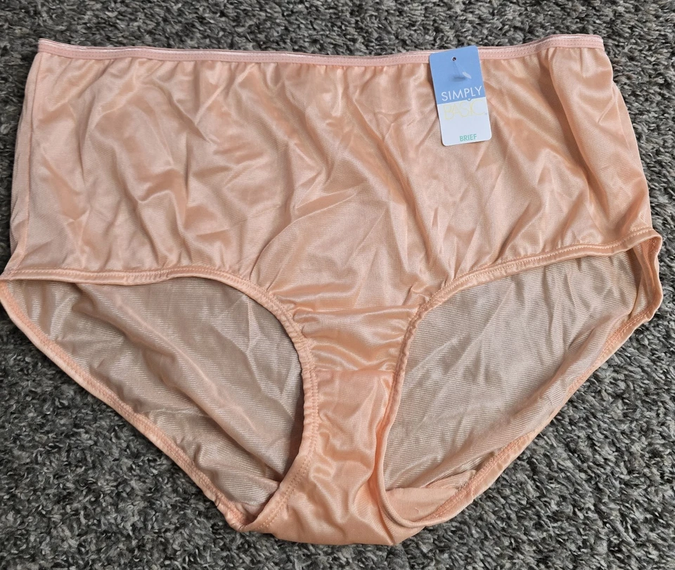 Nuevo con etiquetas Bragas De Colección Simply Basic Nylon Melocotón Sissy Panty Talla 10 Foto 1 de 4