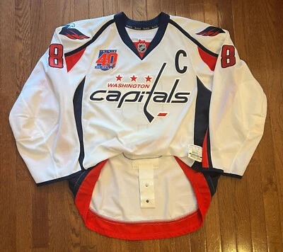 Camiseta Alexander Ovechkin Reebok Edge 2.0 Team Emitida Washington Capitals 40th Foto 1 de 4