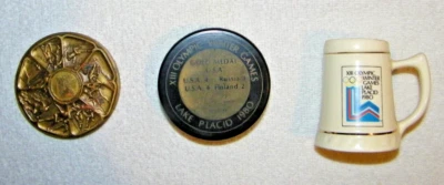 1980 WINTER OLYMPICS LAKE PLACID RARE MEMORABILIA LOT, PUCK,PAPERWEIGHT,MINI MUG - Image 1 of 4