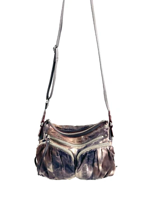 MZ Wallace Taupe 灰色迷彩尼龙斜挎包 3 前口袋皮革装饰 — 第 1/4 张图片