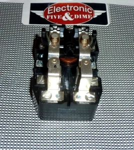 LR15734   PHILLIPS / ECG  RYD11AY0-24  DPDT 25A 24VAC  RELAY - Picture 1 of 3