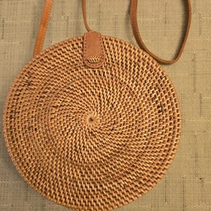 Crossbody Rattan Circle Bag Lined Handmade Boho Beach Island Bali EUC  - Picture 1 of 12