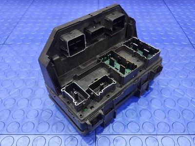 Caja de fusibles módulo de control de potencia totalmente integrado Dodge Grand Caravan TIPM 15-20 Foto 1 de 4