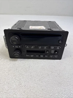 2003-05 Chevrolet Avalanche 1500 AM FM Radio Single CD Cassette Player 15104156 - Image 1 of 4