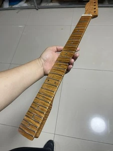 Cabezal Inverso Arce Llama Tostada 22 Trastes Guitarra Eléctrica Mástil 25.5 - Imagen 1 de 6