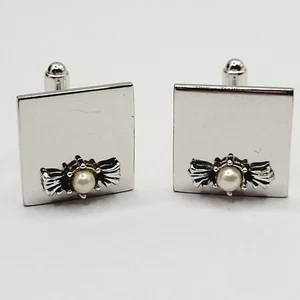 Elegante Gemelos Cuadrados Nuevo Diseño con Perla Brillante Tono Plata Vintage - Imagen 1 de 23
