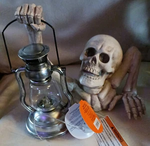 Esqueleto de Halloween con luces de linterna - Imagen 1 de 2
