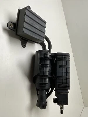 Honda Insight 2010 bote de carbón de vapor de combustible OEM Foto 1 de 4