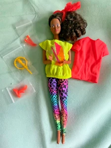 Vintage Barbie Rockers Dee Dee African American Doll & access 1985 Rock N Roll - Picture 1 of 10