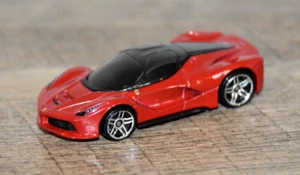 Hot Wheels 1/64 LaFerrari (2014) HW City: Speed Team 038 Rosso Corsa Red - Picture 1 of 9