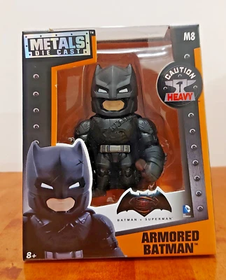 Batman blindado fundido a presión Jada Metals 2015 (M8) "Caja y etiquetas originales" Foto 1 de 4