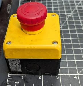 Idec beleuchteter Not-Aus Push to Stop Twist to Release [B8BC] - Bild 1 von 11