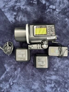 pixapro/godox CITI 600 flash unit with two batteries - Picture 1 of 5