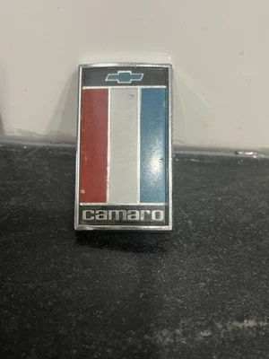 Chevy OEM 1975-77 Camaro Radiator Grill Header Panel Nameplate Vintage - Image 1 of 4