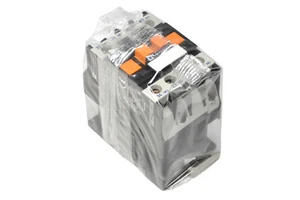 TELEMECANIQUE Schneider contactor CA2 DN31FE7, CA2DN31FE7 10A 007047 - Picture 1 of 4