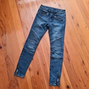 Women's size 6 'WITCHERY' Gorgeous dark blue skinny biker jeans with zips - EUC - Picture 1 of 7