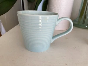 ROYAL DOULTON - GORDON RAMSAY - AQUA MAZE - COFFEE MUG AS NEW 9cms high x 13cms - Picture 1 of 2