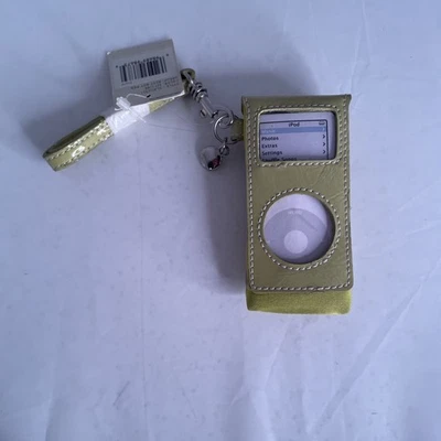 Funda Muñequera iPod Nano Liz Claiborne - Roja  Foto 1 de 2