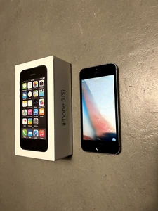 Apple iPhone 5s - 16GB - w/ original box - Space Gray (Locked) - A1533 - Read! - Picture 1 of 21