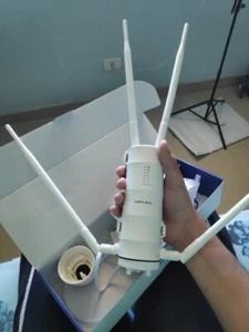 Répéteur / Router Wi-Fi d'extérieur 1200 Mb/s, pour réseaux 2.4G et 5G - Afbeelding 1 van 4